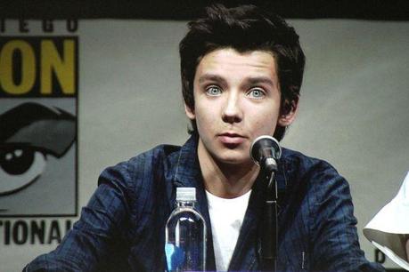 2013-07-18-enders-game-asa-butterfield-01-7196357194