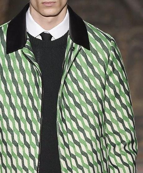 STAMPE, PATTERNS E SUPERFICI TESSILI DALLE SFILATE DI PARIGI (MENSWEAR F/W 2015-16) / 10