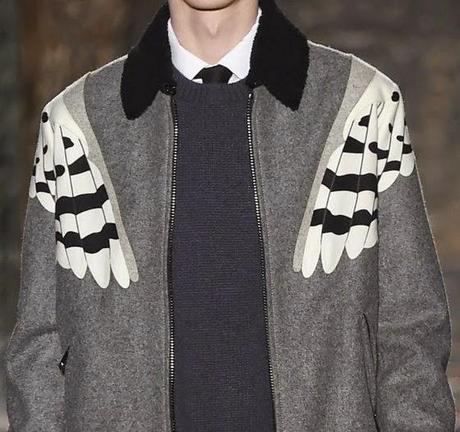 STAMPE, PATTERNS E SUPERFICI TESSILI DALLE SFILATE DI PARIGI (MENSWEAR F/W 2015-16) / 10