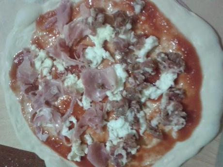 PIZZA CON LIEVITO MADRE AD IMPASTO DIRETTO A LUNGA LIEVITAZIONE