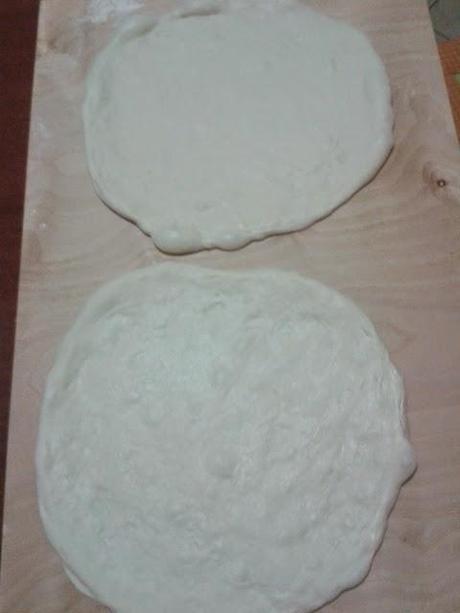 PIZZA CON LIEVITO MADRE AD IMPASTO DIRETTO A LUNGA LIEVITAZIONE