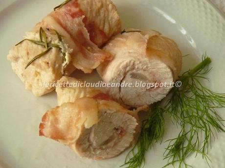 Rotolini di tacchino con pancetta affumicata, ricetta veloce