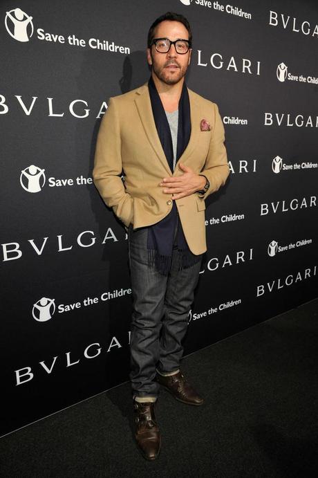 BVLGARI Jeremy Piven Stars uscire in Black & Midnight Blue per BVLGARI Pre Oscar Evento