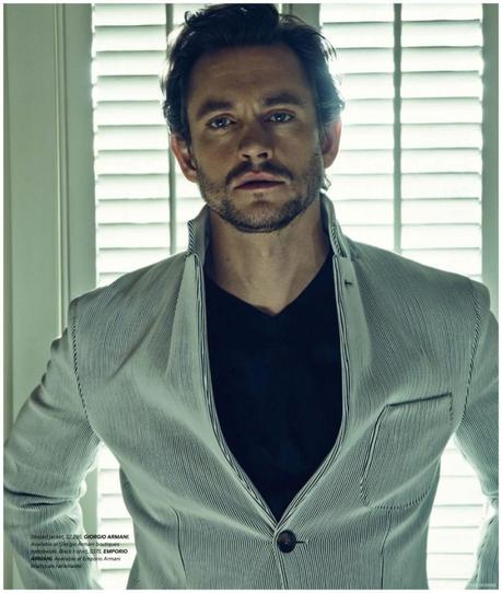 Hugh Dancy Essential Homme febbraio marzo 2015 Foto Copertina Spara 005 800x943 Hugh Dancy Covers Essential Homme febbraio / marzo 2015 Issue, Talks paternità