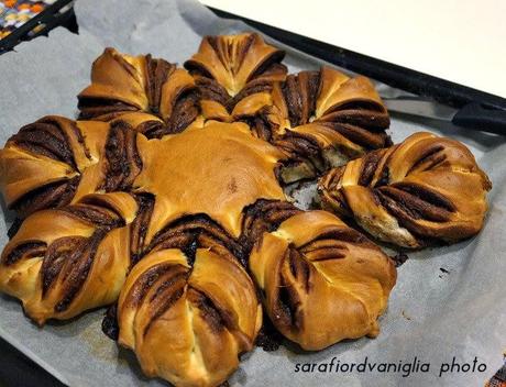 Fiore di pan brioche con crema alla nocciola