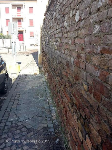 Palazzo Arzaghi si sbriciola