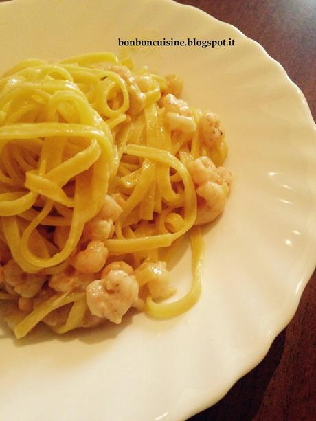 Tagliolini al limone con gamberi - versione light senza panna