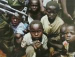 Sudan. Uomini armati rapiscono bambini nord paese