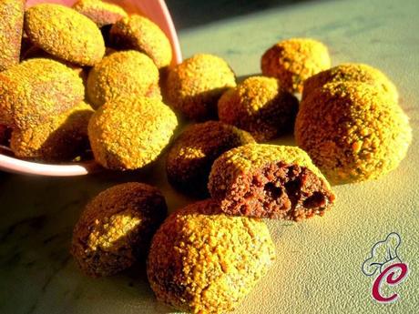 Biscotti fondenti al mandarino con bacche e nocciole: piccoli dettagli di decisa, golosa e intensa quotidianità