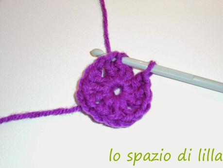 Facciamo insieme...la granny all'uncinetto per la copertina da neonato / Let's make together...the easy crochet granny for baby blanket