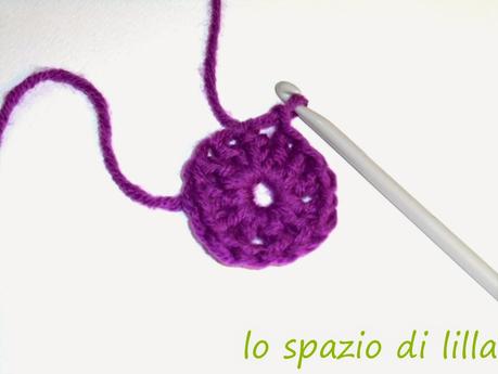 Facciamo insieme...la granny all'uncinetto per la copertina da neonato / Let's make together...the easy crochet granny for baby blanket