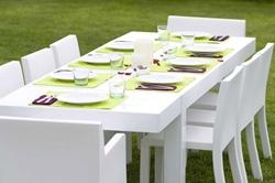 Arredo giardino in plastica