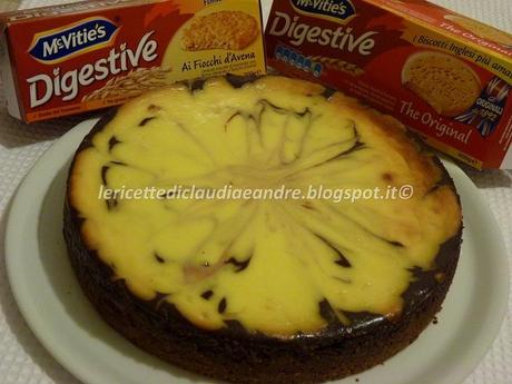 Cheesecake ai tre cioccolati, al forno