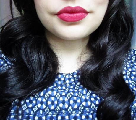 {make up look} Razz lips and waves hair