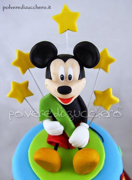 mickey mouse topolino cake design pasta di zucchero bakery polvere di zucchero