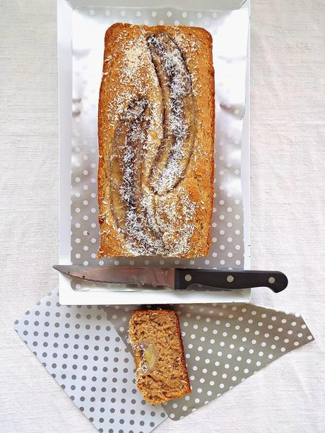 Unconventional Banana Bread al cocco