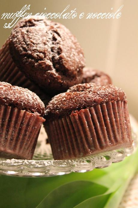 Muffin cioccolato e nocciole