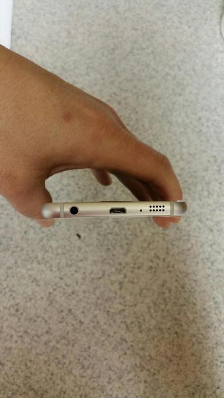 Galaxy-S6-Leak-0