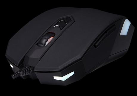 Tesoro Gungnir Black, un mouse da Gaming a basso costo