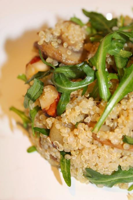 Quinoa(e le sue proprietà)con Patate Porcini, Nocciole e Rucola