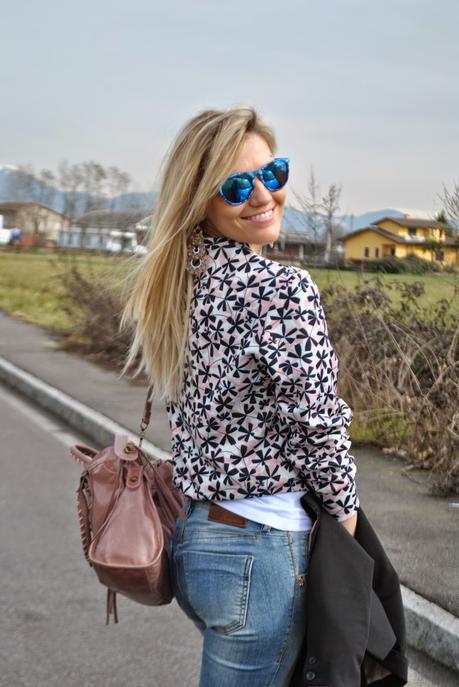 outfit casual invernali outfit jeans e tacchi outfit jeans e felpa come abbinare la felpa abbinamenti felpa come abbinare jeans e tacchi abbinamenti jeans e tacchi outfit febbraio 2015 mariafelicia magno colorblock by felym mariafelicia magno fashion blogger blog di moda italiani blogger italiane di moda ragazze bionde blogger italiane jeans and heels sweatshirt and jeans how to wear jeans and heels winter outfits fashion bloggers italy italian fashion bloggers girls blonde girls skinny jeans stivali buffalo buffalo boots majique london earrings majique orecchini anello stile ysl majique