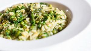 |⇨ Risotto piselli e asparagi