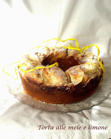 Torta alle mele e limone e lasciare la blogosfera