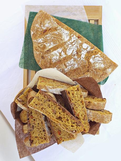 Pane integrale alle bacche Goji e noci