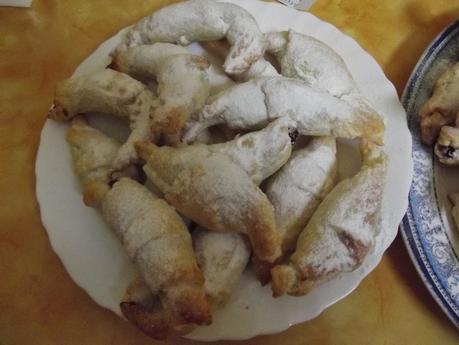 CORNETTI DOLCI CON PASTA SFOGLIA