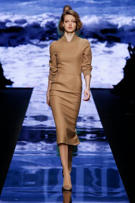 Milano Moda Donna: Max Mara A/I 2015-16