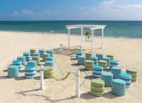 altare matrimonio in spiaggia