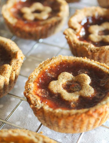 Crostatine con Frolla Vegana di Farina Integrale e Grano Saraceno