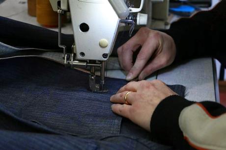 Inside the Factory : IMjiT35020 Manufactus _ Tailor denim - 2/2