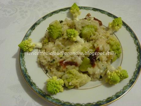 Risotto con cavolo romanesco, pomodori secchi e asiago