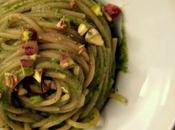 Spaghetti kamut pesto broccoletti pistacchi