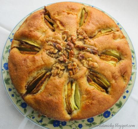 Torta di mele e noci