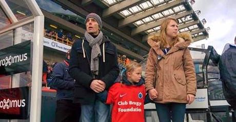 (VIDEO)Terminally-ill Club Brugge fan delays euthanasia appointment to see his beloved football club #respect