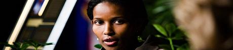 Ayaan Hirsi: La scrittrice minacciata di morte da Al-Qaeda