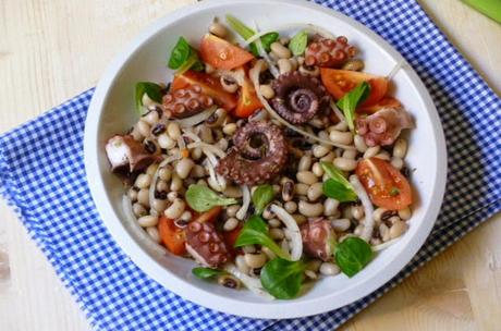 insalata di polpo e fagioli dell'occhio