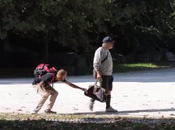 Come reagireste vandali graffitari sporcassero vostre cose? video divulgare posso