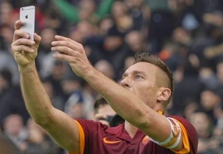 Francesco Totti, il ragionier Casoria e il comune senso del pudore