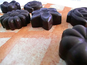 Cioccolatini light con cacao amaro
