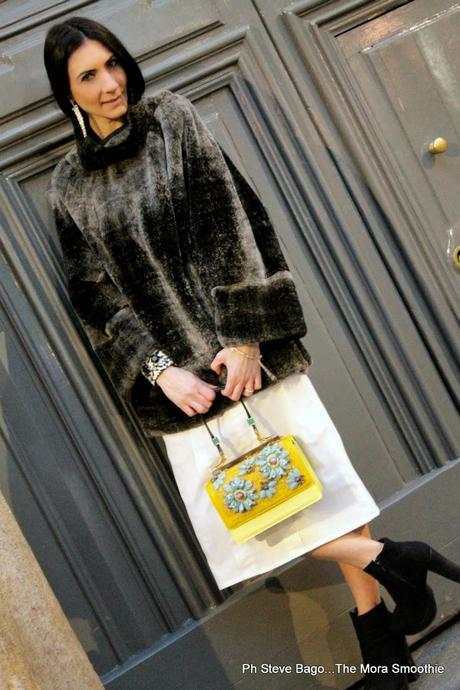 themorasmoothie, fashion, fashionblog, fashionblogger, mfw, milano fashion week, agata della torre, de scal, veneziani, veneziani bag, gabrieleffe, athenagioielli, ootd, skirt, gonna, gonna bianca, borsa gialla, come abbinare gonna bianca, cuff, swarovski, paola buonacara