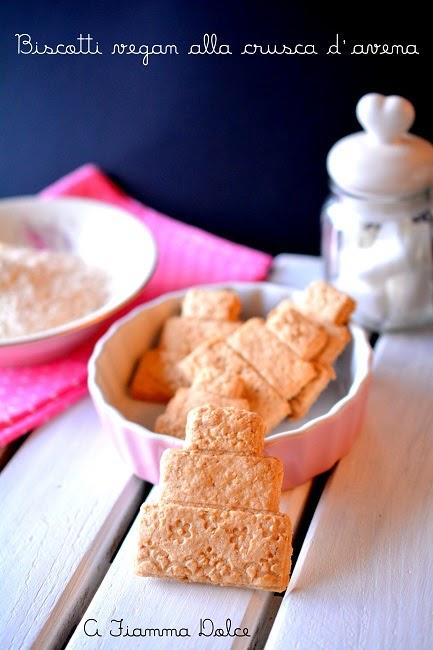 Biscotti vegan alla crusca d’avena e sciroppo d’acero