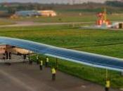 Solar Impulse partito giro mondo dell’aereo solare