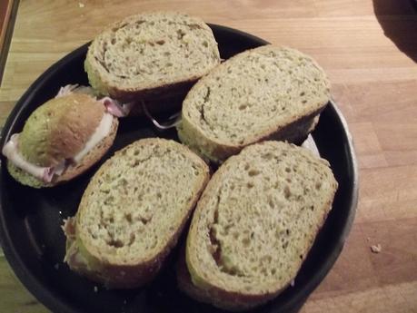 TOASTS CON PANE DI SEGALE RAFFERMO