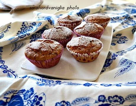 Muffin all'avena e gocce di cioccolato