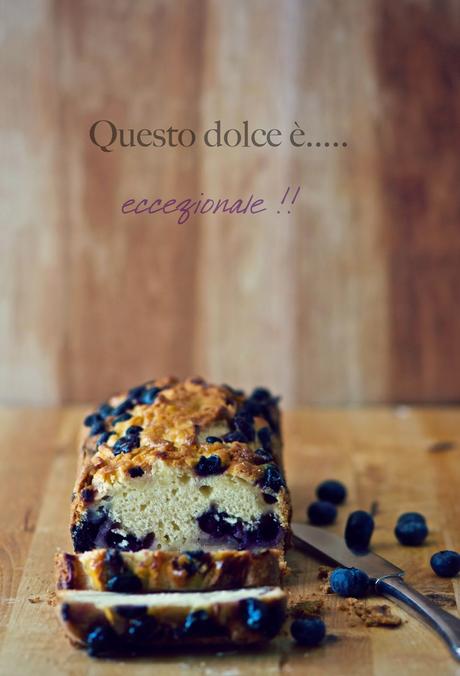 Plumcake mele e mirtilli