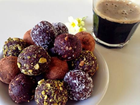 Vegan Chocolate Truffles: i tartufini cioccolatosi senza sensi di colpa
