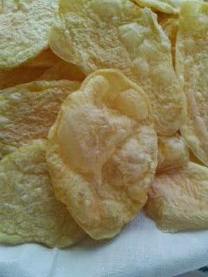 CHIPS DI PATATE COTTE AL MICROONDE